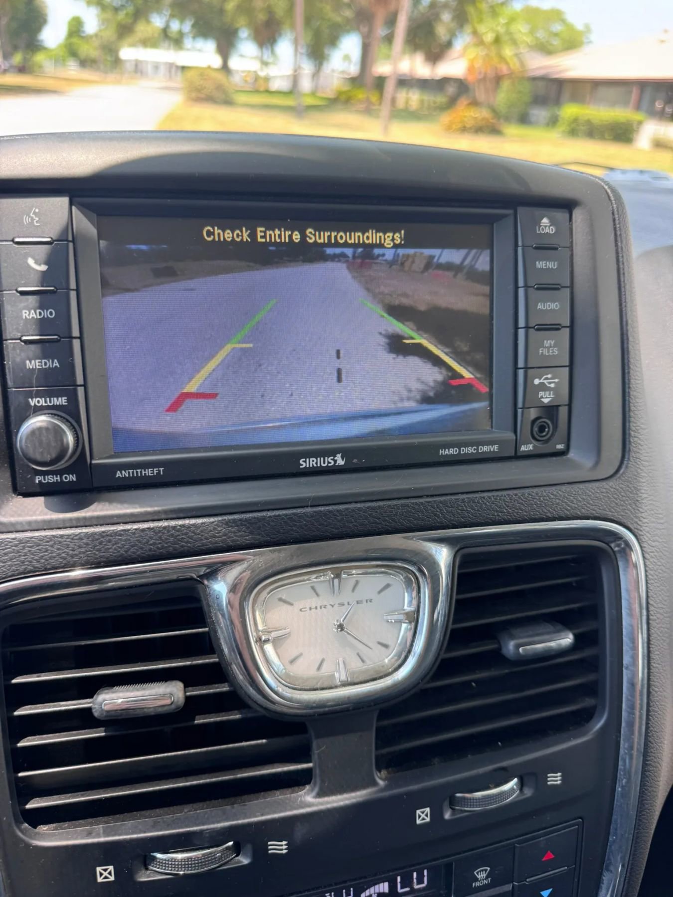Used 2013 Chrysler Town & Country Touring-L w/ Driver Convenience Group FWD image 22