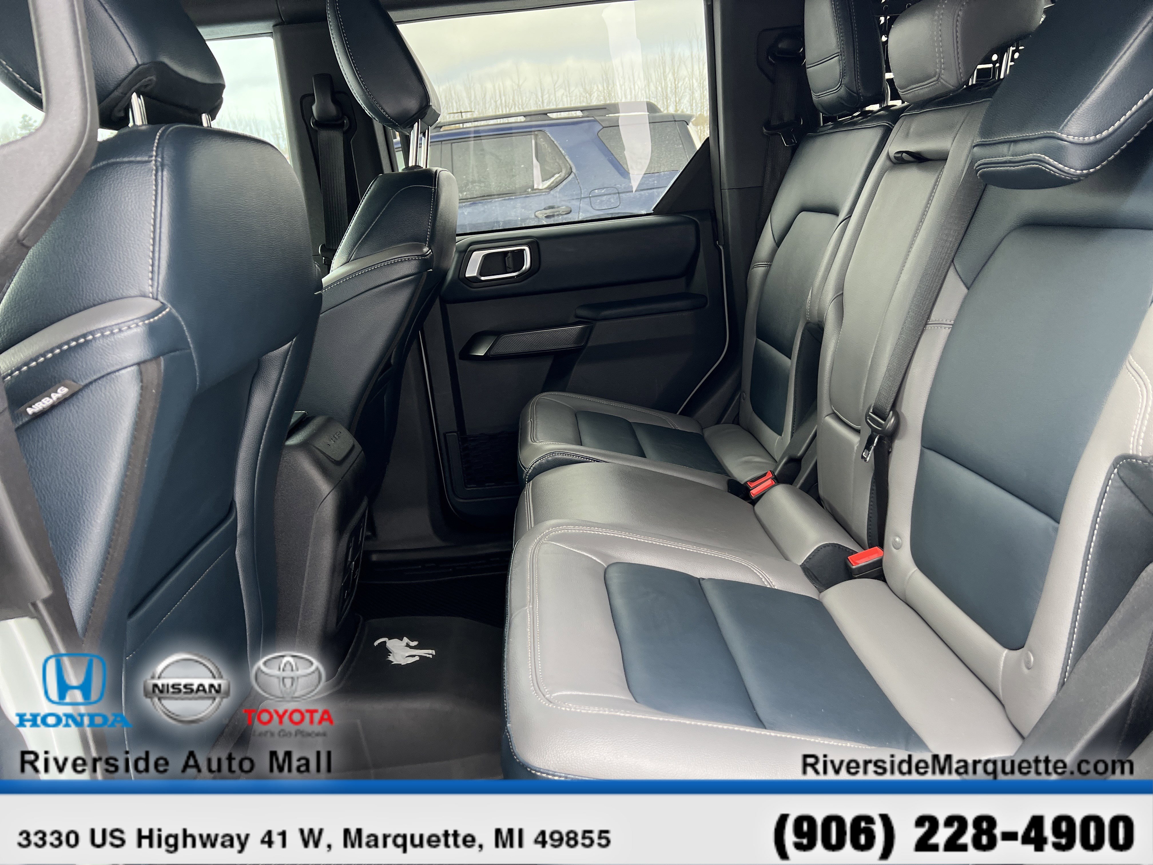 Used 2024 Ford Bronco Outer Banks image 25