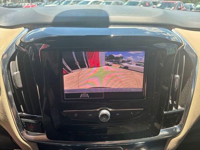 Used 2023 Chevrolet Traverse LS FWD image 26
