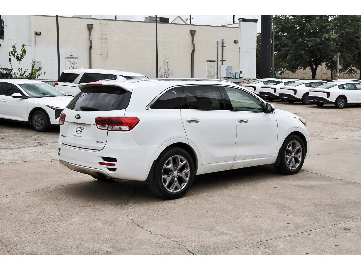 Used 2016 Kia Sorento SX FWD image 7