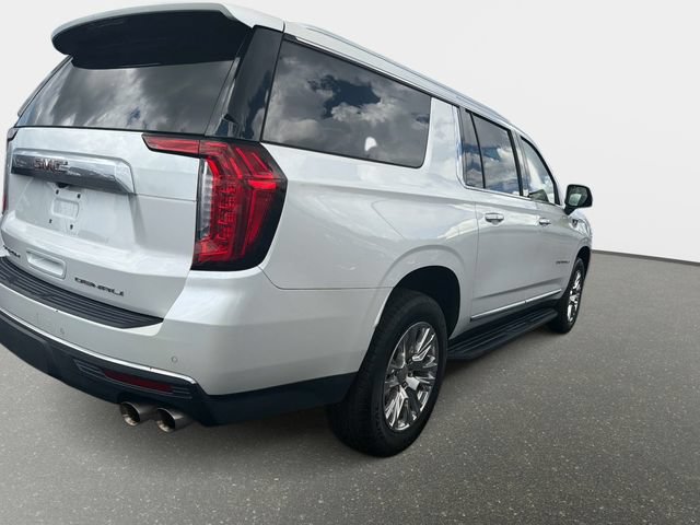 Used 2021 GMC Yukon XL Denali AWD/4WD image 3