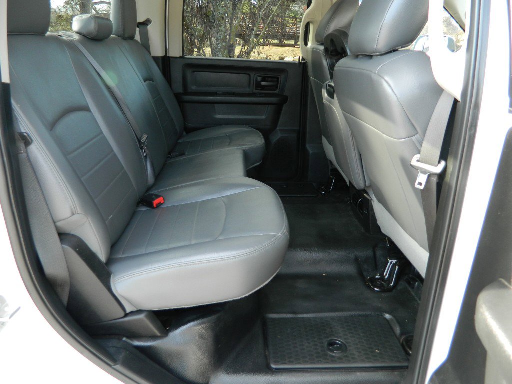 Used 2018 RAM 2500 Tradesman w/ Chrome Appearance Group image 21