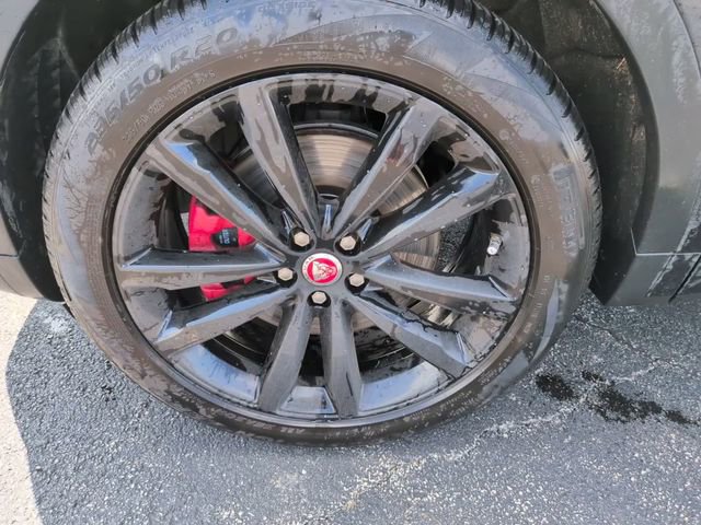 Used 2020 Jaguar E-PACE R-Dynamic S image 11