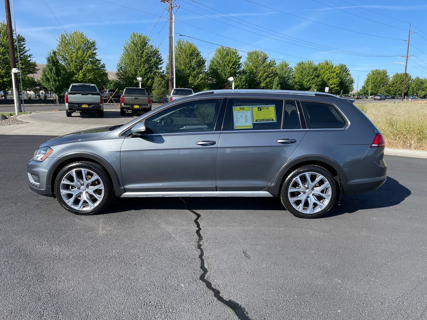 Used 2017 Volkswagen Golf Alltrack SEL AWD/4WD image 6