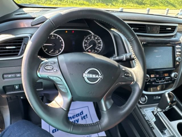 Used 2024 Nissan Murano SV AWD/4WD image 13