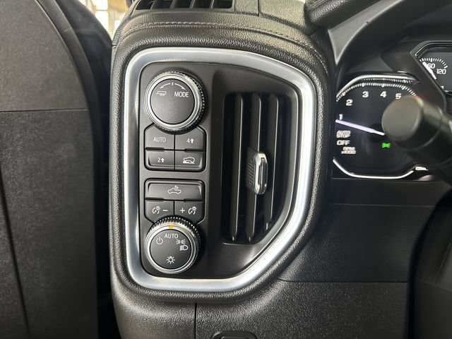 Used 2022 GMC Sierra 1500 SLE image 17