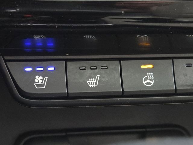 Used 2021 Kia Sportage EX w/ EX Technology Package image 7