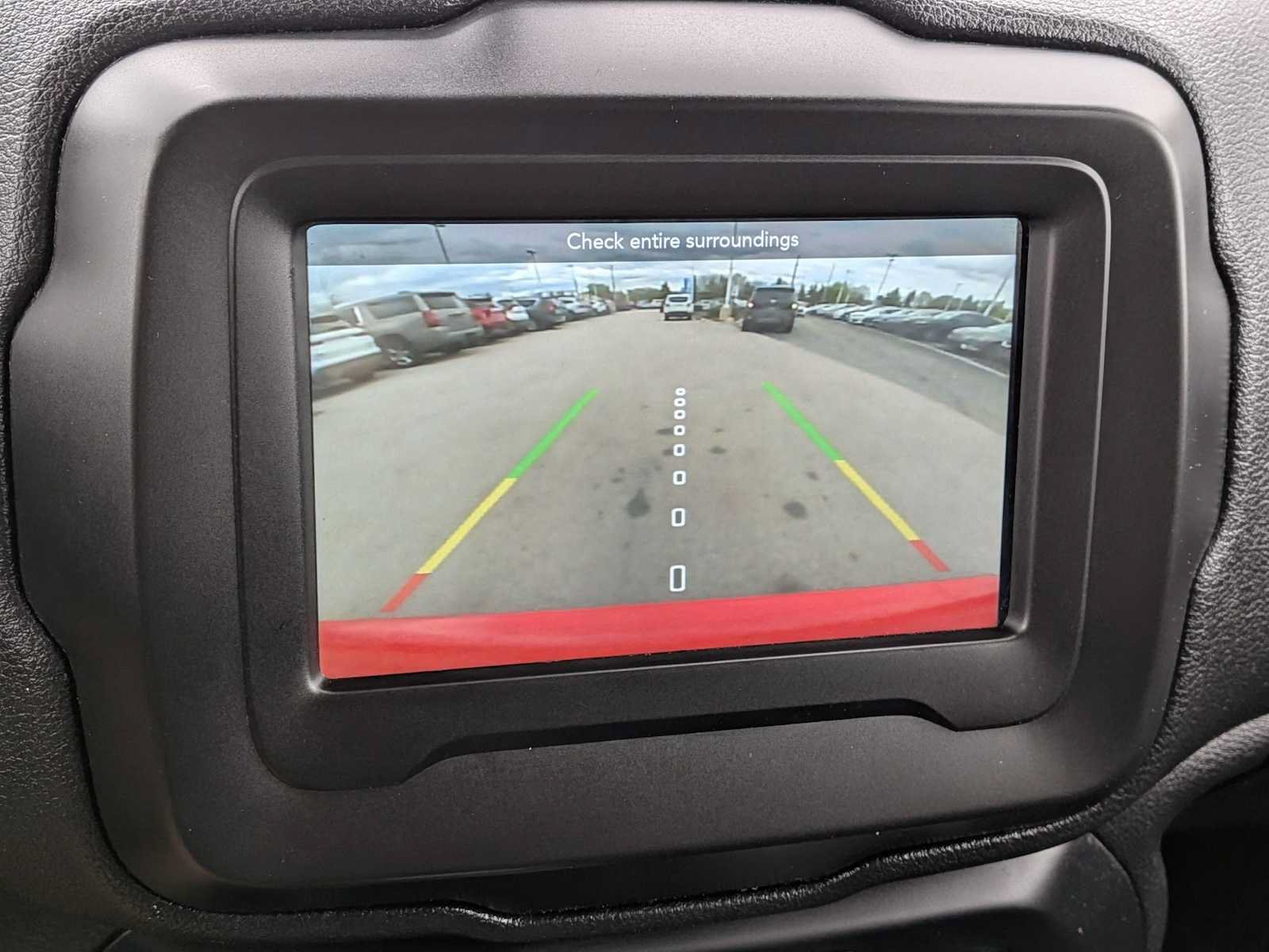 Certified 2020 Jeep Renegade Latitude FWD image 27