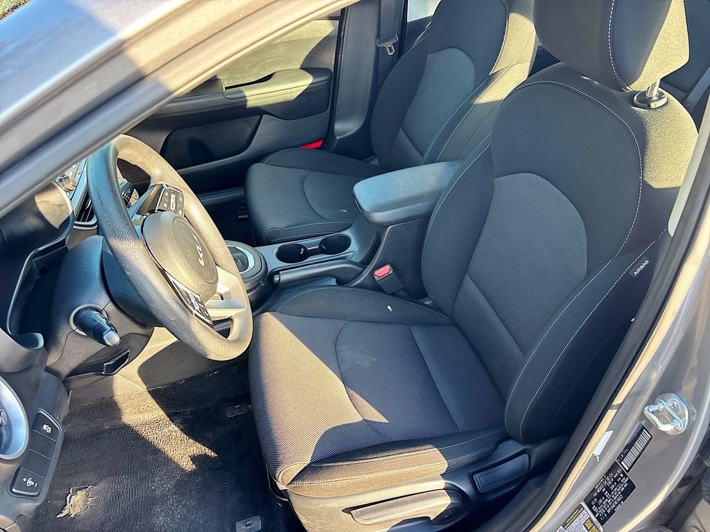 Used 2024 Kia Forte LXS image 19
