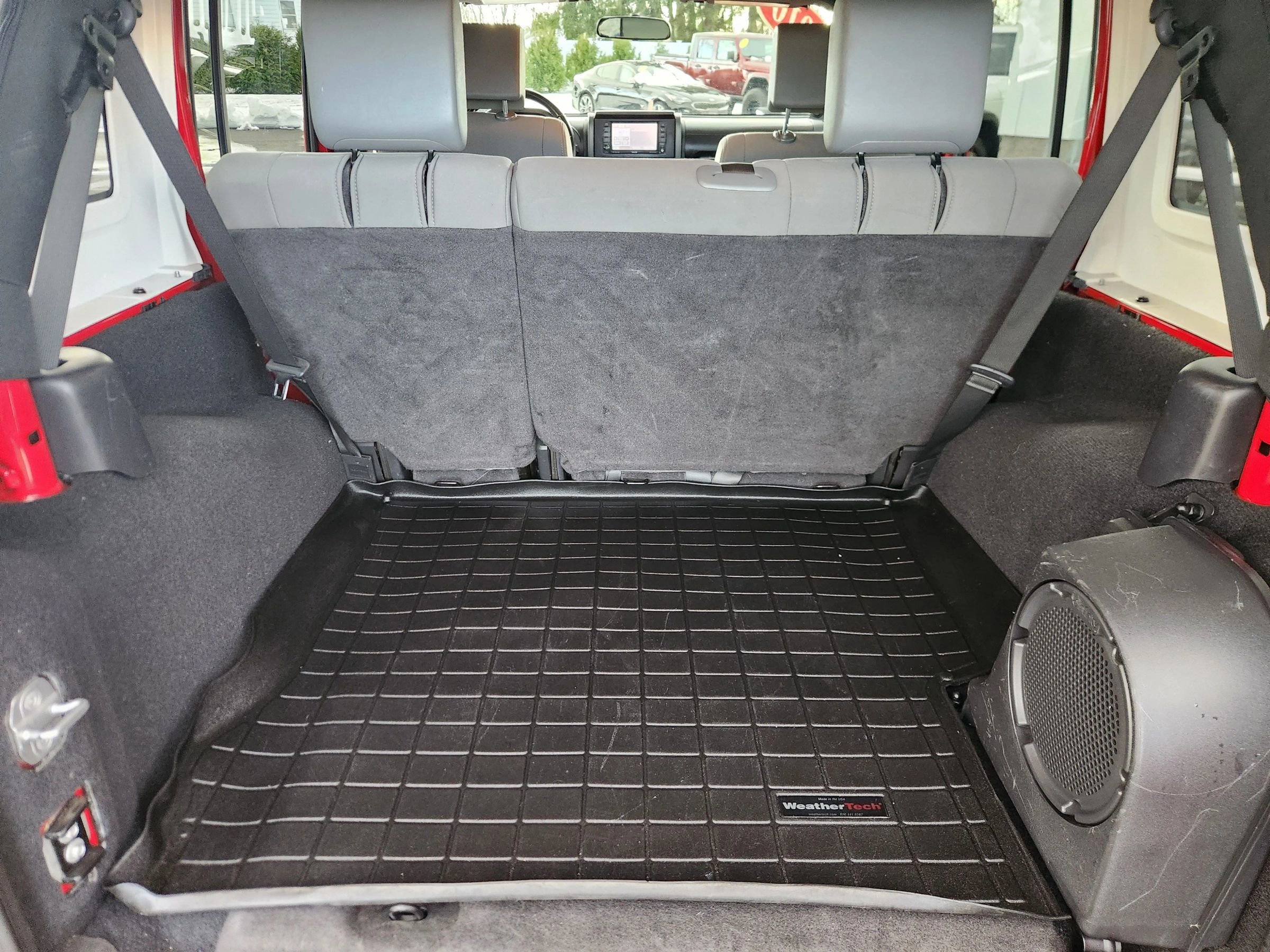 Used 2010 Jeep Wrangler Unlimited Rubicon w/ Trailer Tow Group image 41