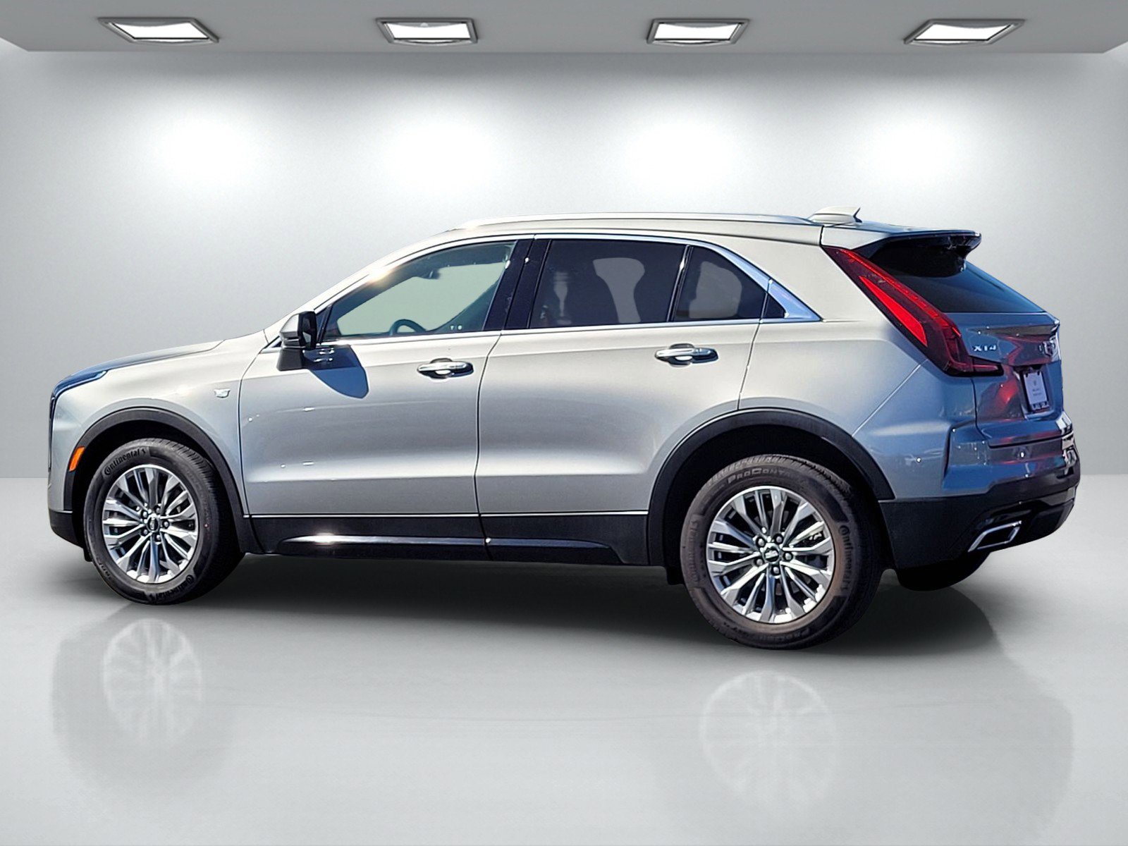 Certified 2024 Cadillac XT4 Premium Luxury image 7