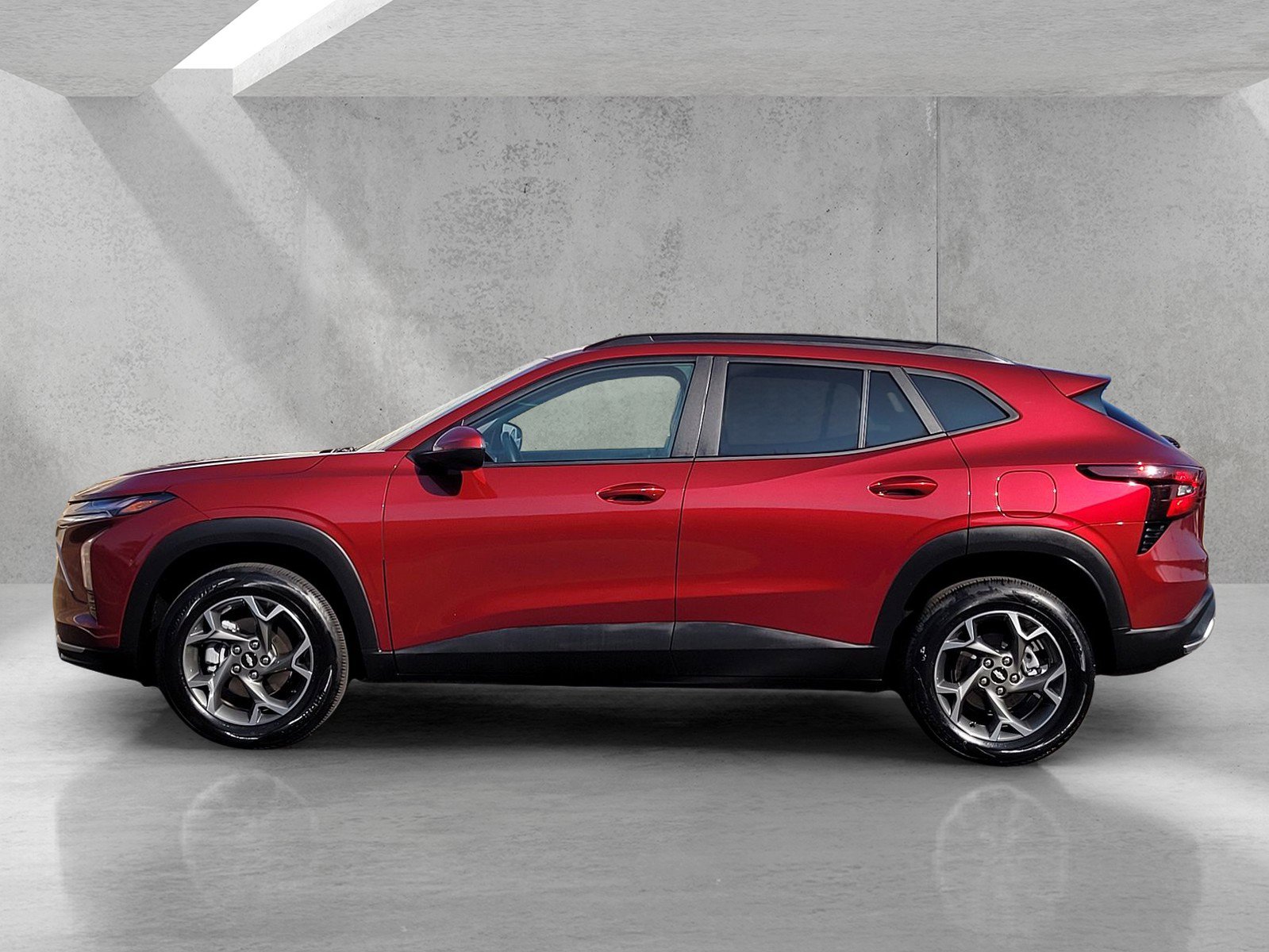 Used 2025 Chevrolet Trax LT w/ LT Convenience Package image 7