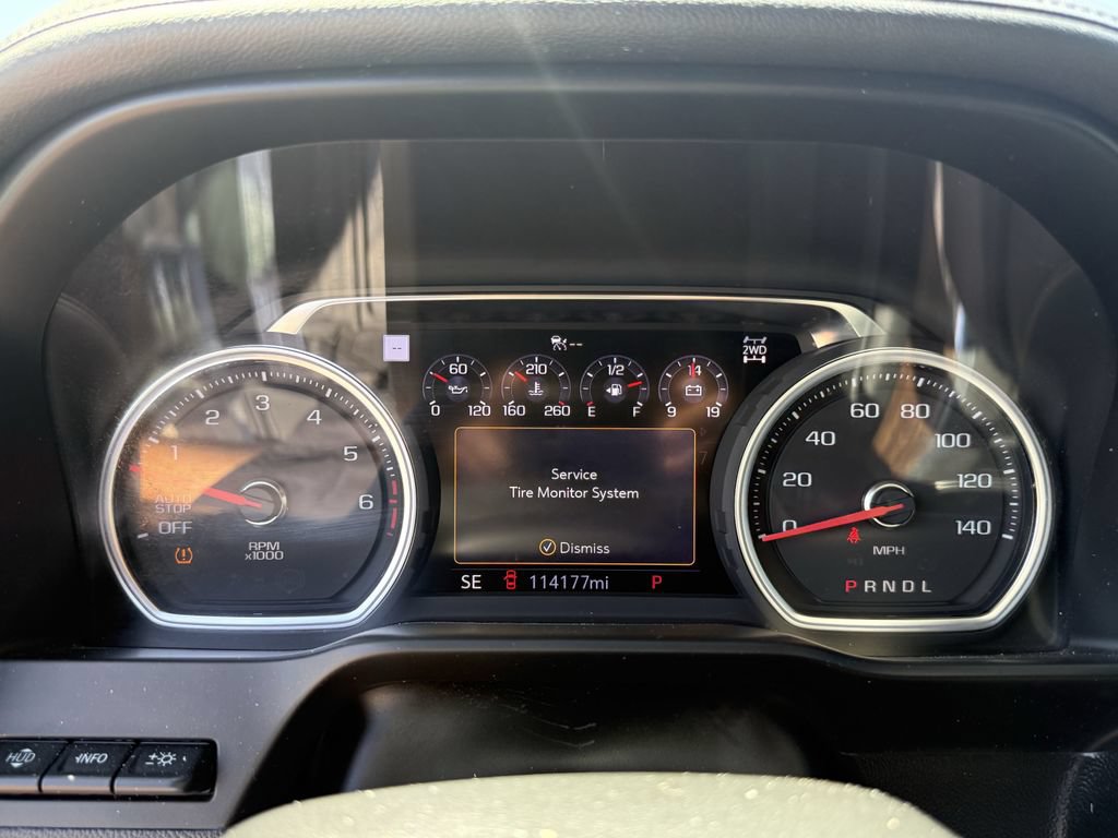 Used 2020 Chevrolet Silverado 1500 High Country w/ Technology Package AWD/4WD image 17