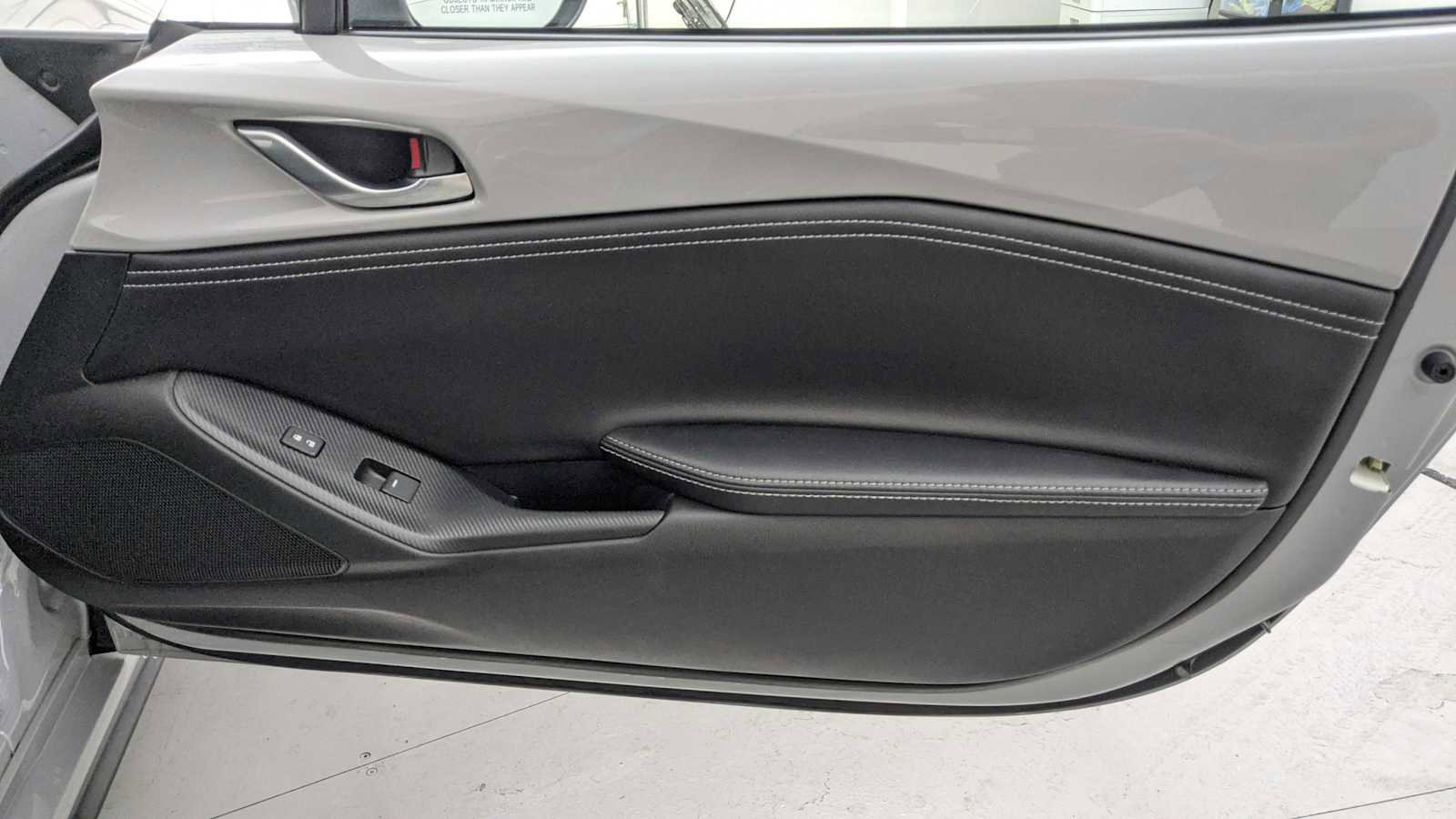 Used 2024 MAZDA MX-5 Miata RF Grand Touring RWD image 19