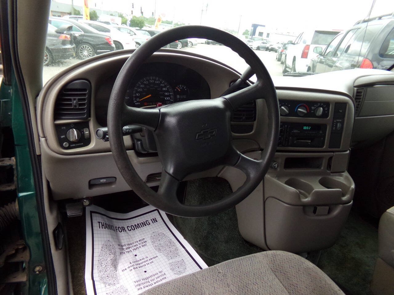 Used 1998 Chevrolet Astro w/ Convenience Group RWD image 9