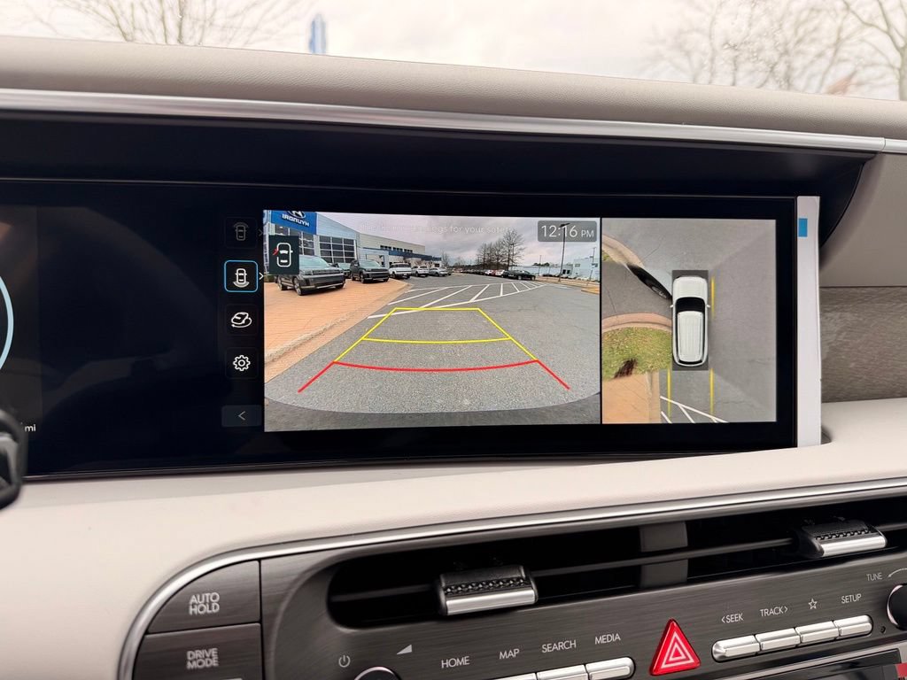 New 2026 Hyundai Palisade SEL Premium w/ Tow & Go Package FWD image 14