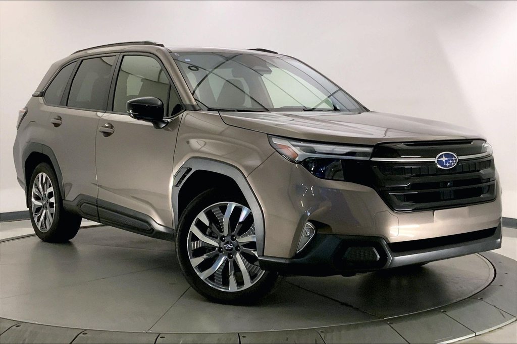 Used 2025 Subaru Forester Touring AWD/4WD image 33