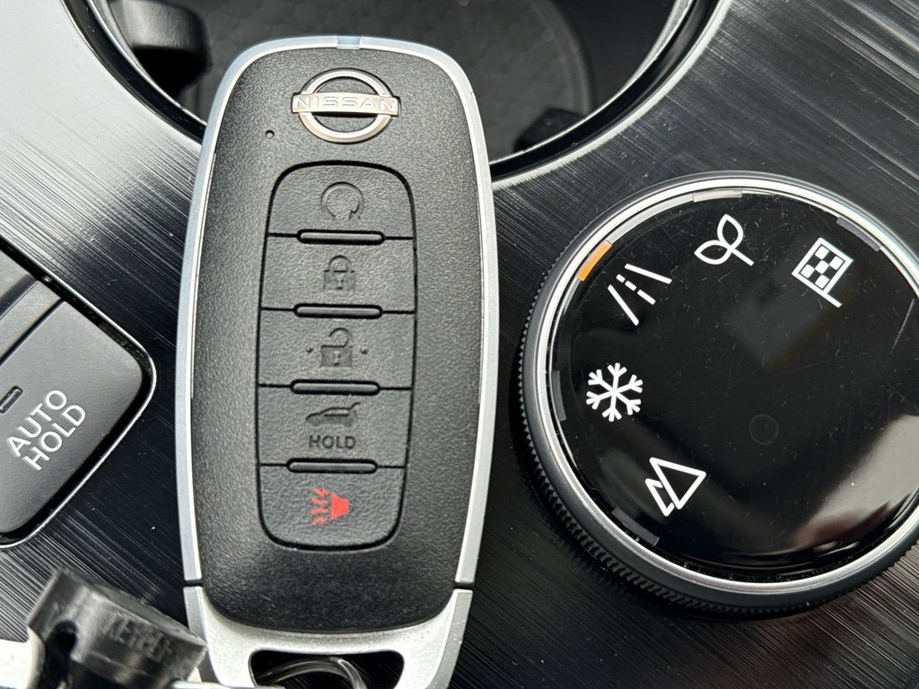 Certified 2023 Nissan Rogue SL image 40