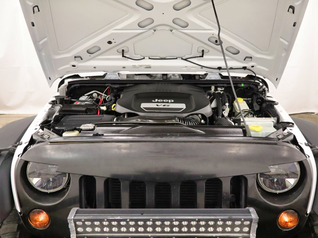 Used 2015 Jeep Wrangler Unlimited Sport w/ Quick Order Package 24S AWD/4WD image 50