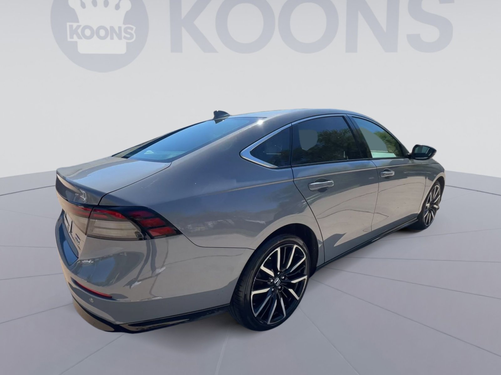 Used 2024 Honda Accord Touring image 11