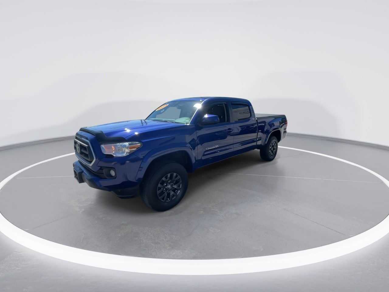 Used 2023 Toyota Tacoma SR5 AWD/4WD image 7