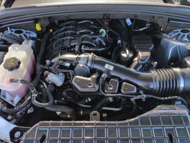 Certified 2024 Jeep Grand Cherokee L Limited w/ Luxury Tech Group II image 32