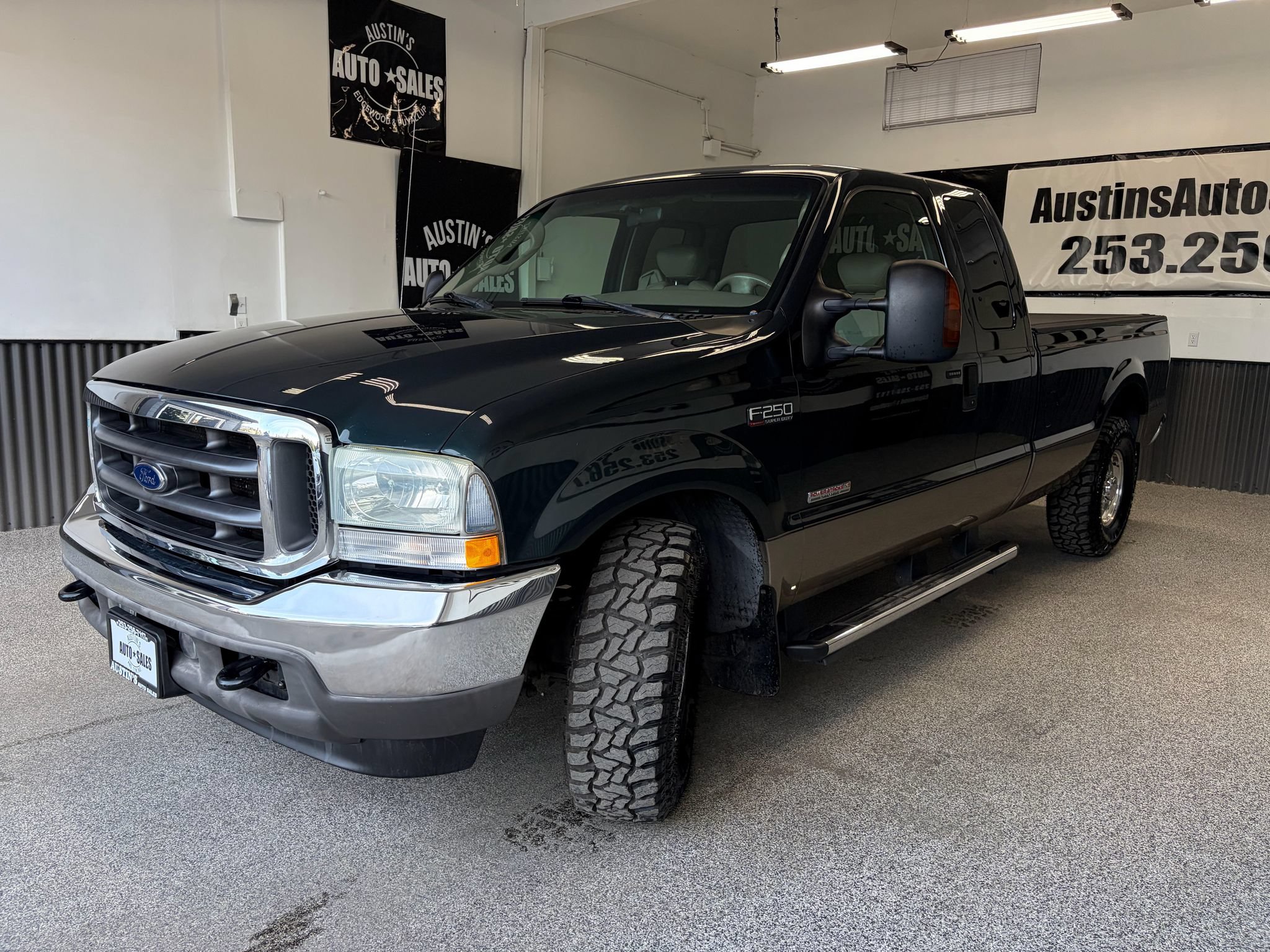Used 2004 Ford F250 Lariat RWD image 6
