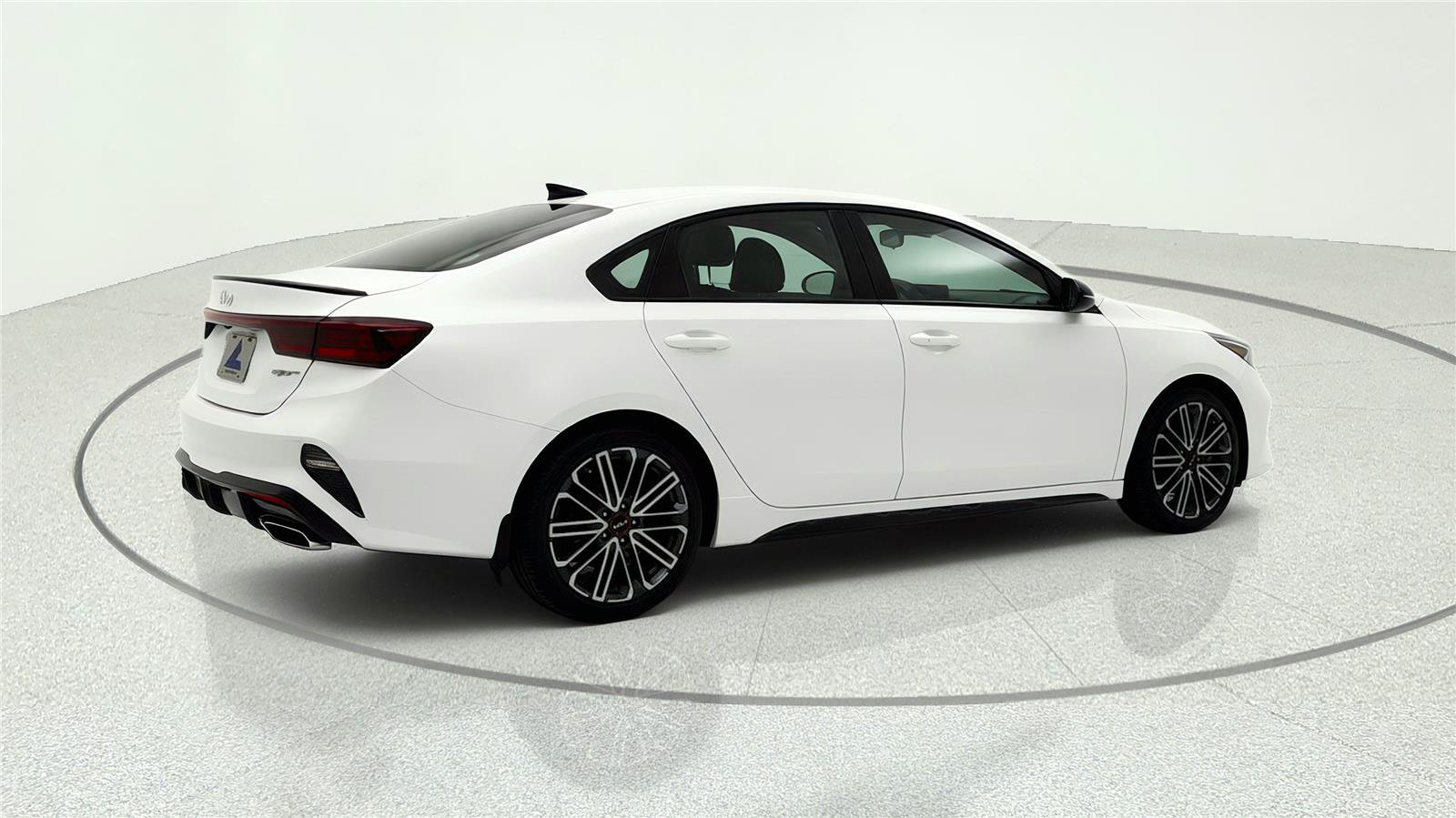 Used 2023 Kia Forte GT FWD image 4