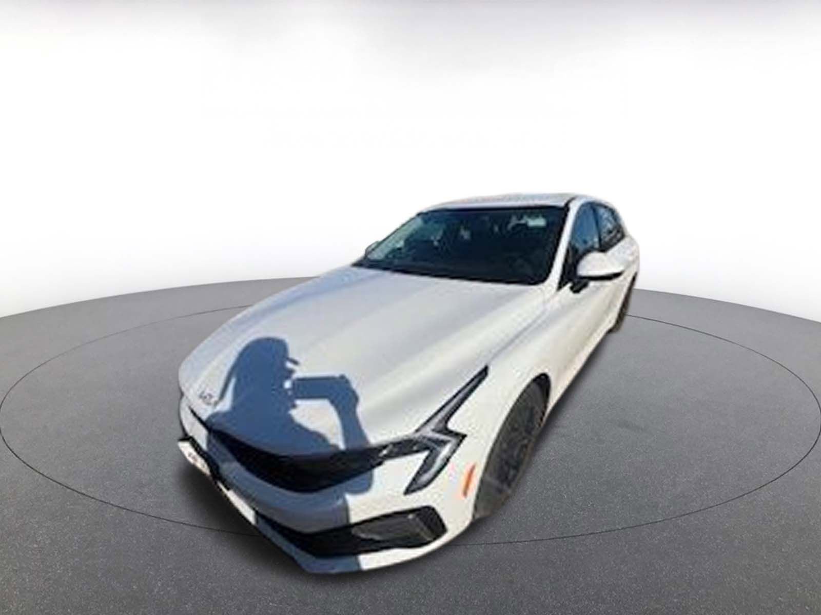 Used 2025 Kia K5 LXS image 3