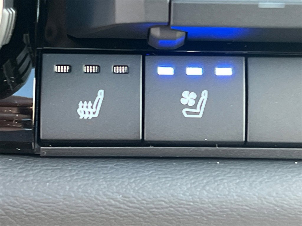 New 2026 Toyota Tundra Platinum image 30