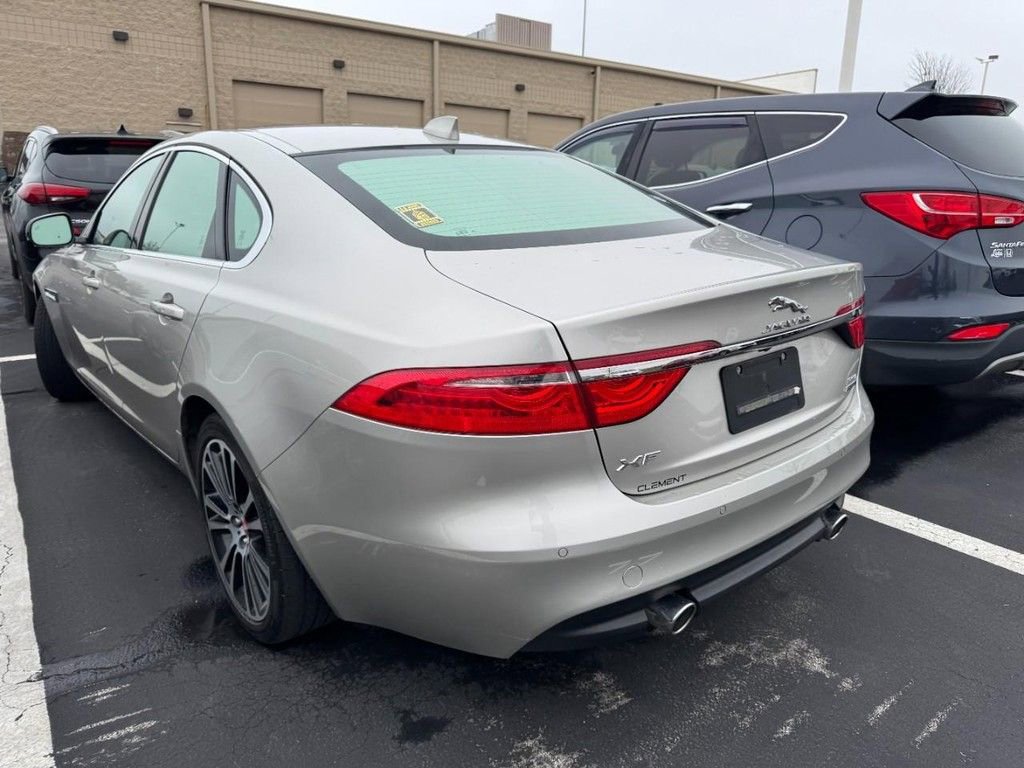 Used 2016 Jaguar XF Prestige image 4