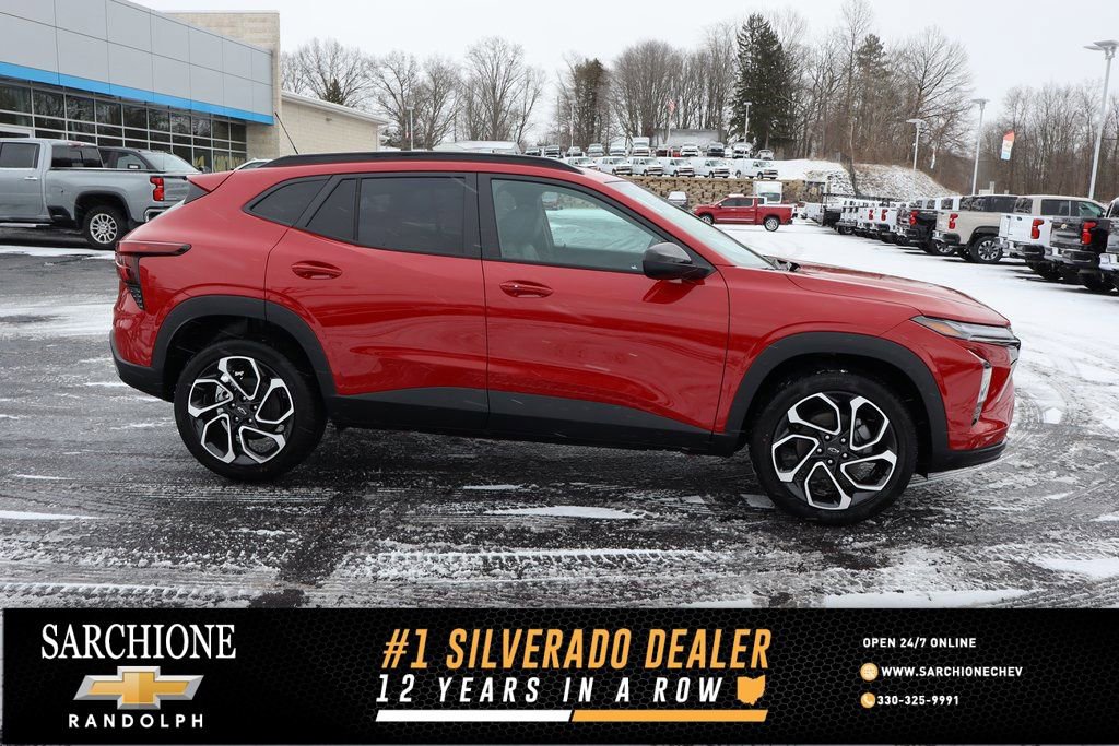 New 2026 Chevrolet Trax RS w/ Sunroof Package image 1