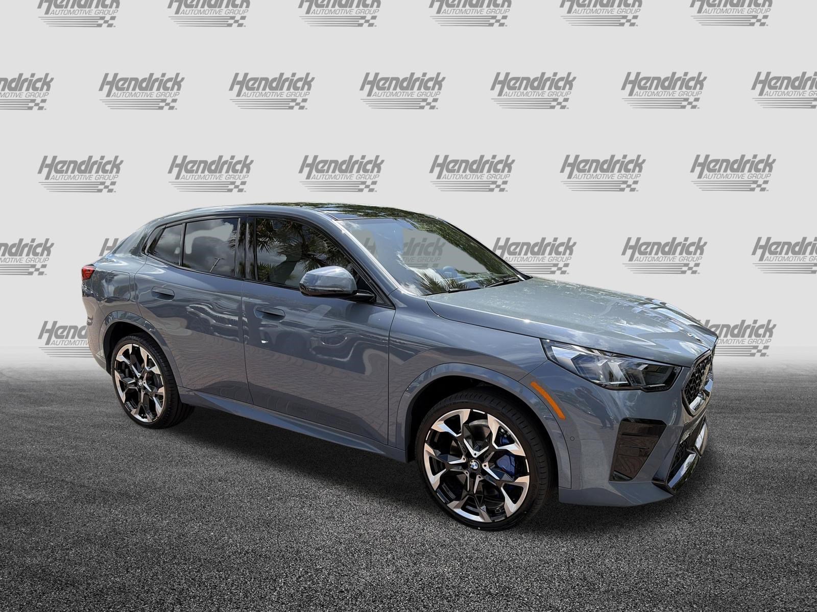 New 2026 BMW X2 xDrive28i w/ Technology Package AWD/4WD image 2