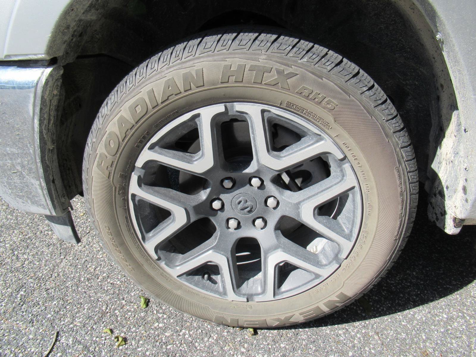 Certified 2026 RAM 1500 Laramie AWD/4WD image 5