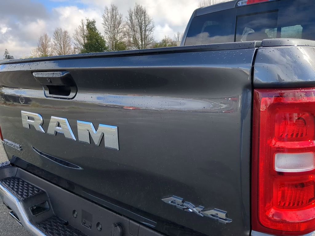 New 2026 RAM 1500 4x4 Crew Cab image 21