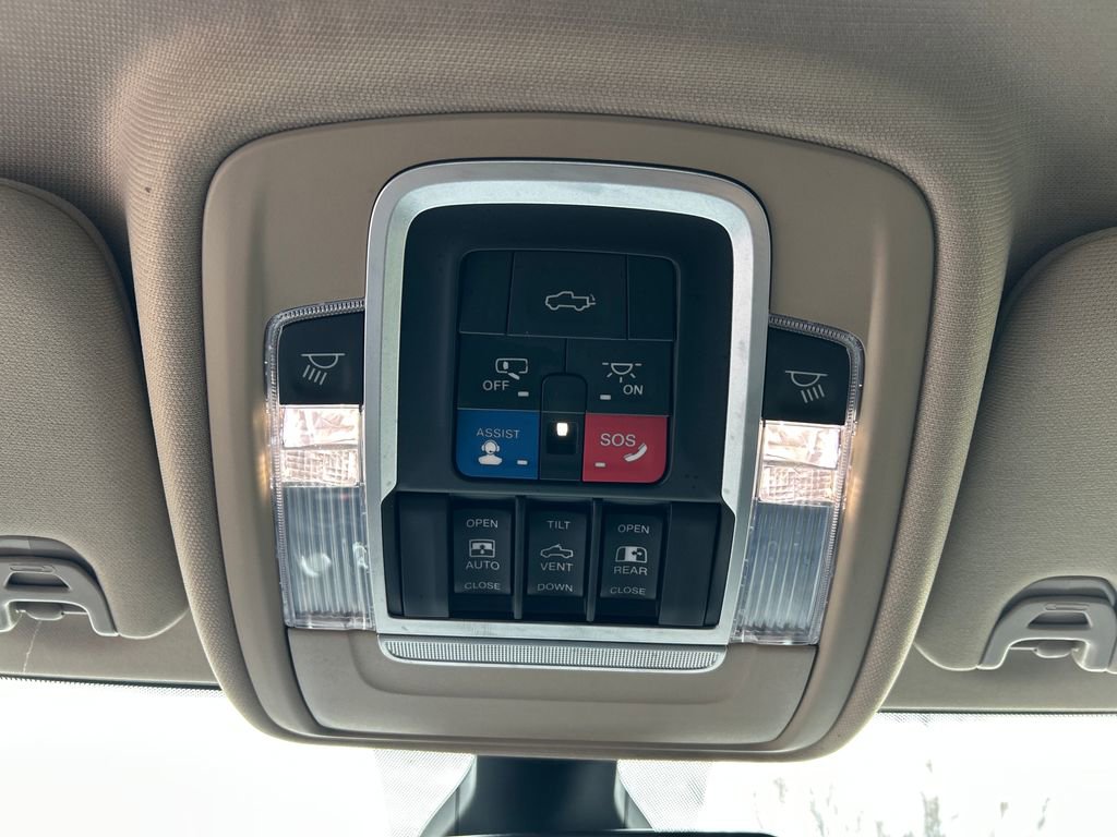 Used 2020 RAM 3500 Laramie image 28