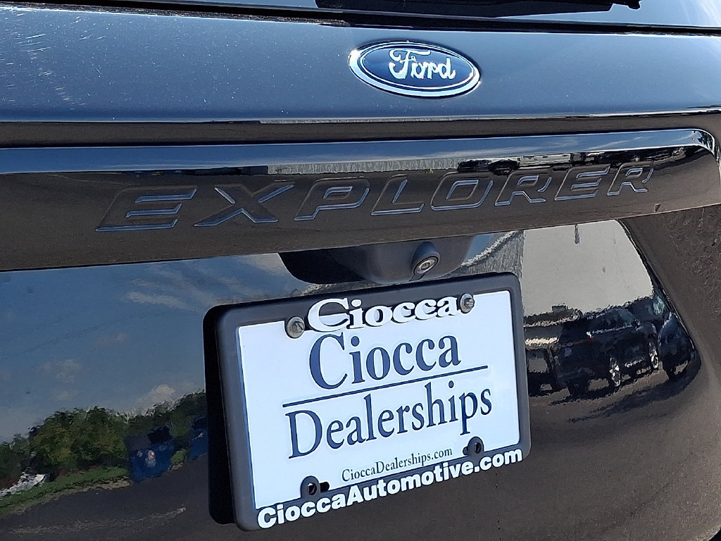 Certified 2023 Ford Explorer ST w/ Equipment Group 401A AWD/4WD image 33