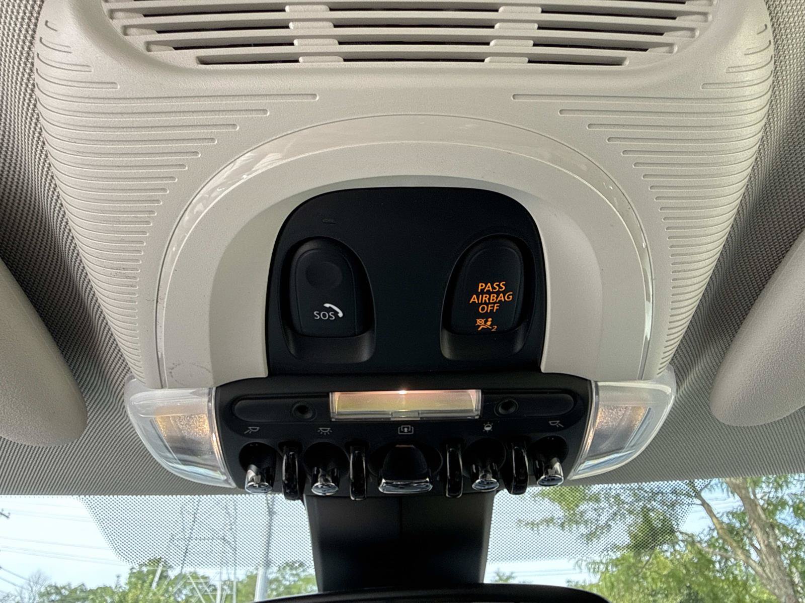 Used 2024 MINI Cooper SE FWD image 29