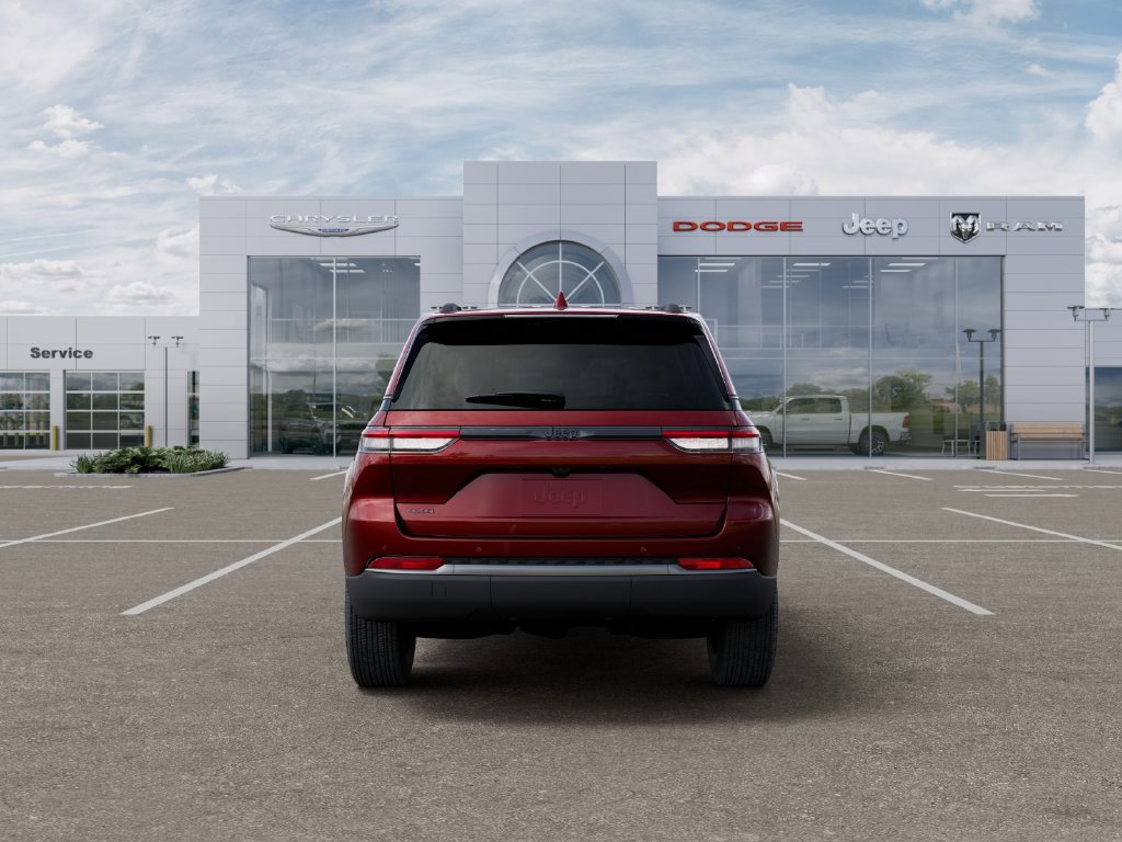 New 2026 Jeep Grand Cherokee Altitude AWD/4WD image 8