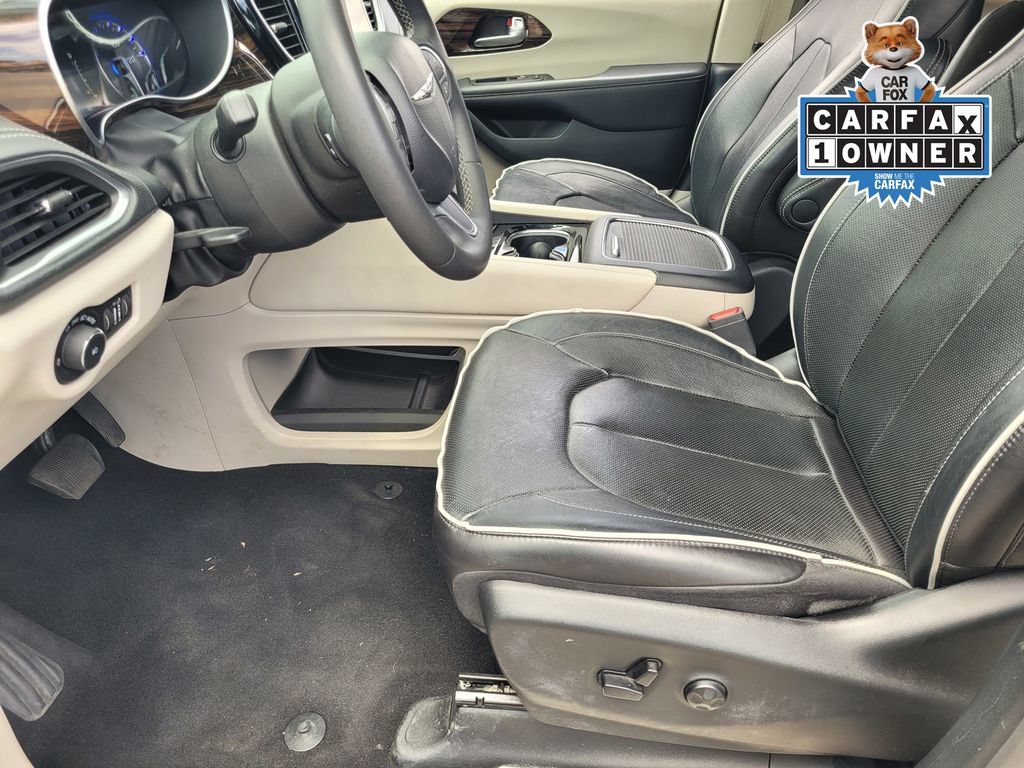 Used 2023 Chrysler Pacifica Limited FWD image 20