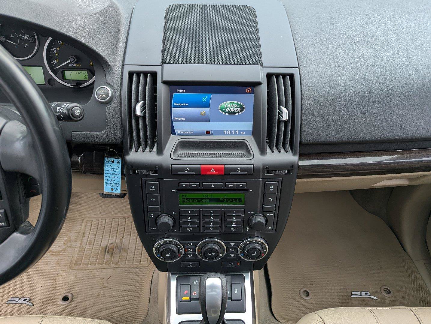 Used 2012 Land Rover LR2 HSE w/ Climate Comfort Pkg AWD/4WD image 18