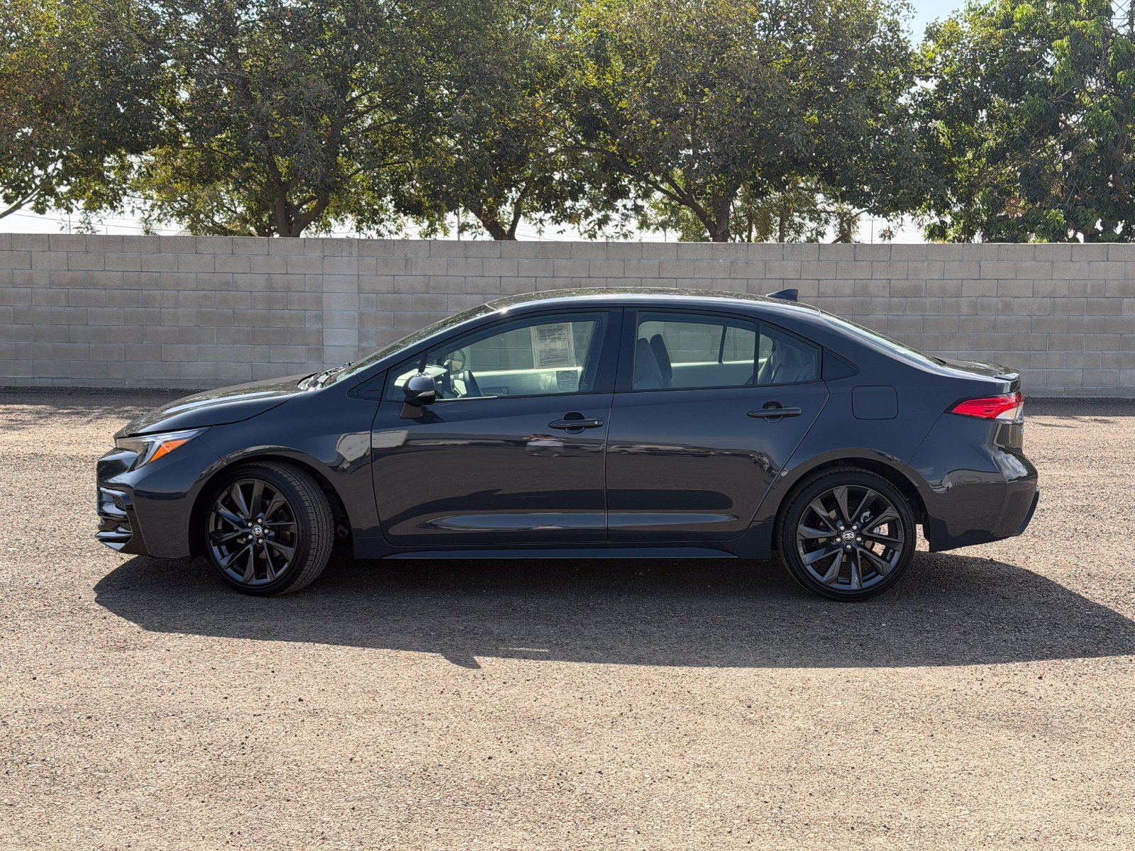 Used 2026 Toyota Corolla SE FWD image 8