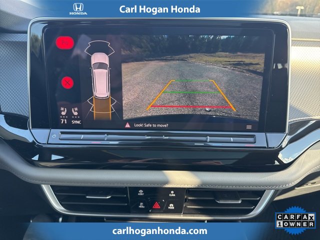 Used 2025 Volkswagen Atlas Peak Edition SE image 25