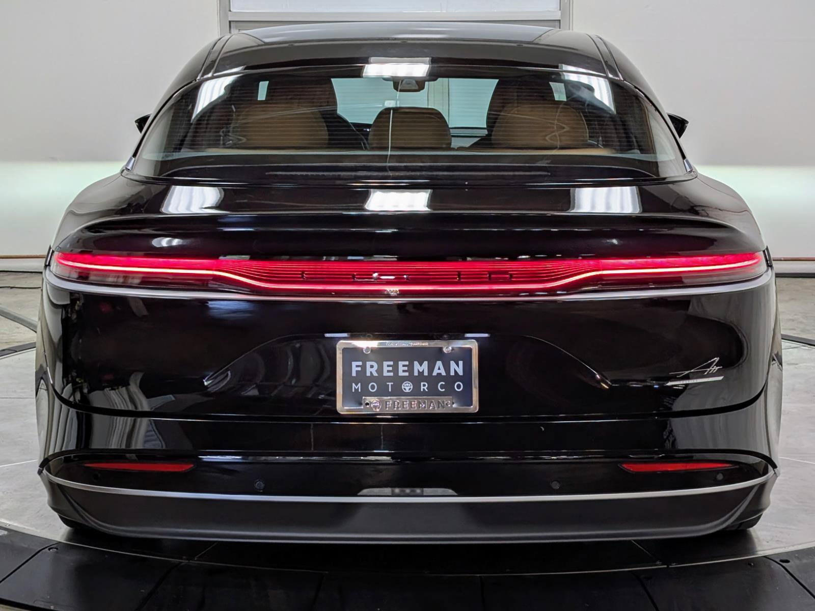 Used 2024 Lucid Air Touring AWD/4WD image 8