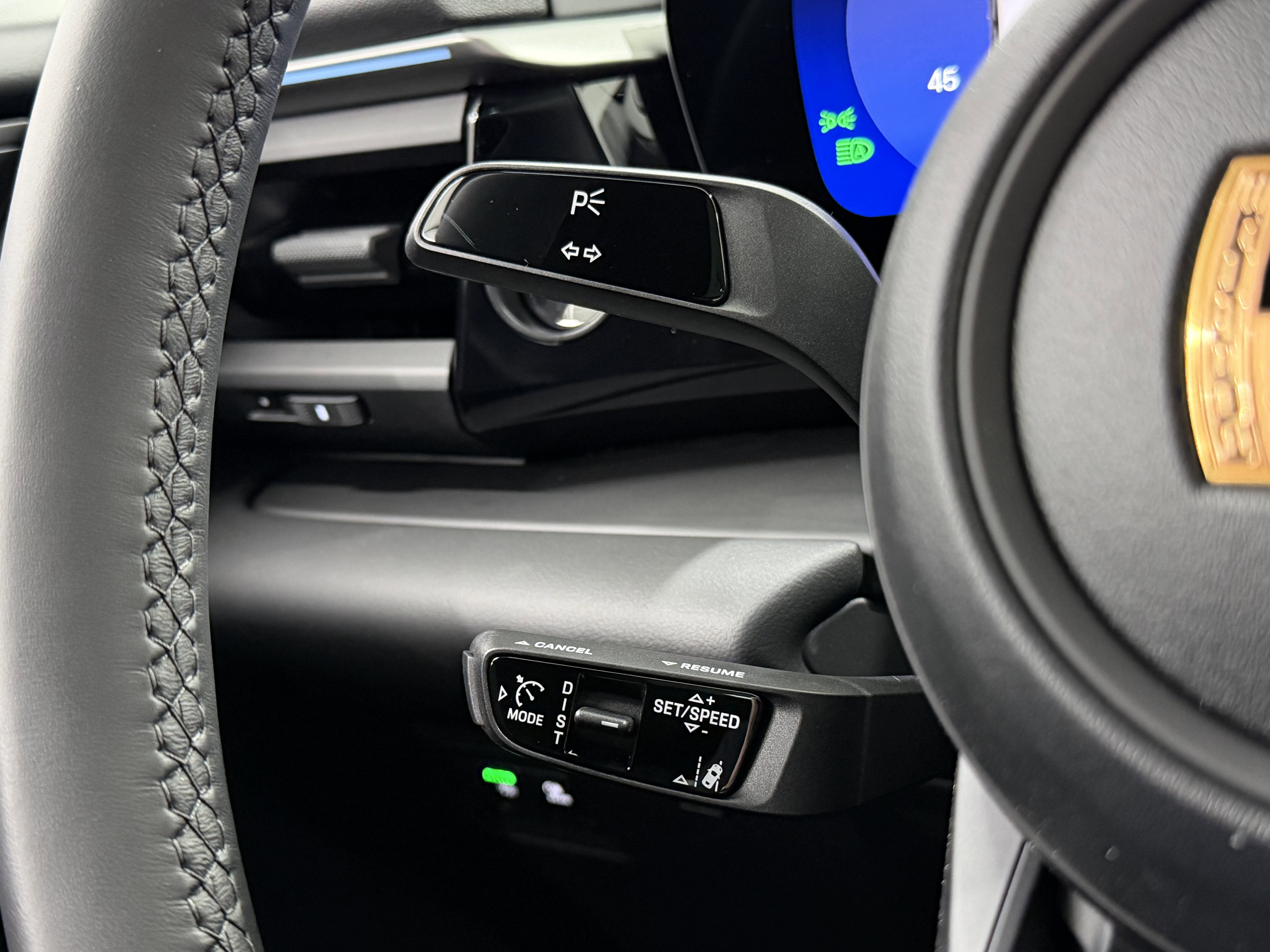New 2026 Porsche Macan 4 Electric image 45