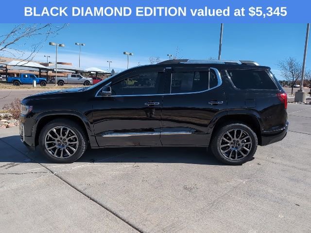 Used 2023 GMC Acadia Denali w/ Black Diamond Edition image 5
