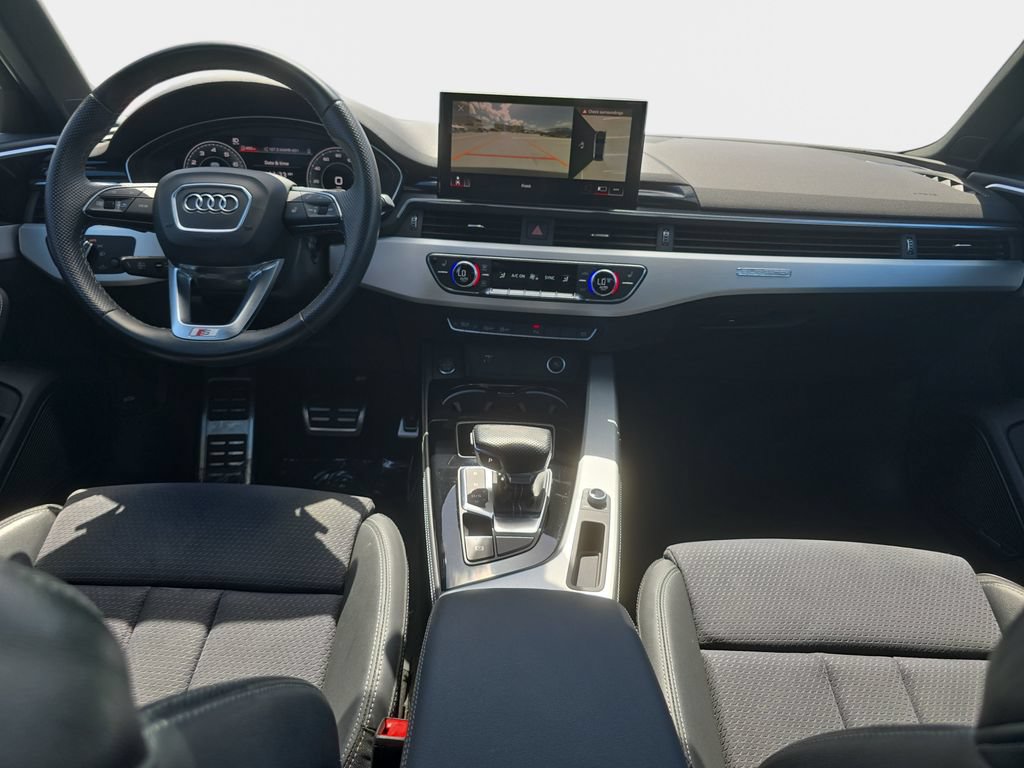 Used 2022 Audi A4 2.0T Premium Plus w/ Premium Plus Package AWD/4WD image 12