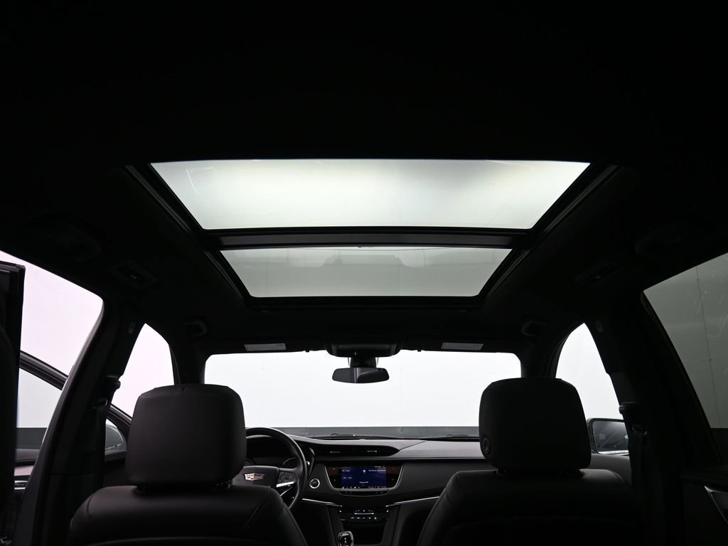 Used 2023 Cadillac XT6 Luxury FWD image 16