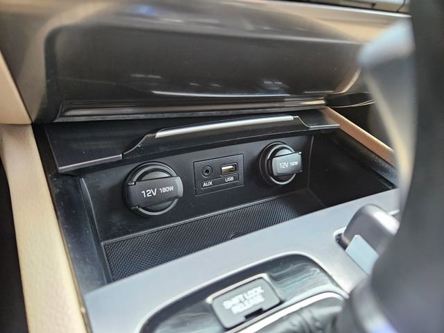 Used 2015 Hyundai Genesis 3.8 image 27