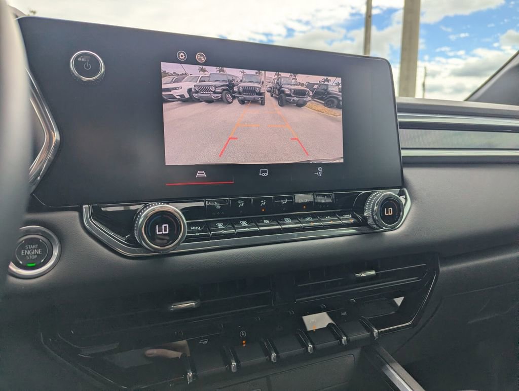 Used 2024 GMC Canyon Elevation w/ Convenience Package image 29